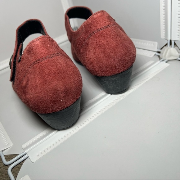 MEPHISTO Mary Jane Pumps Heels Sz 10 Red Suede Leather Comfort - Picture 7 of 13